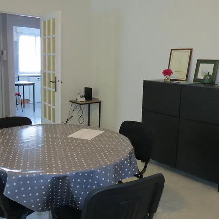 Saint-maurille Apartment *
